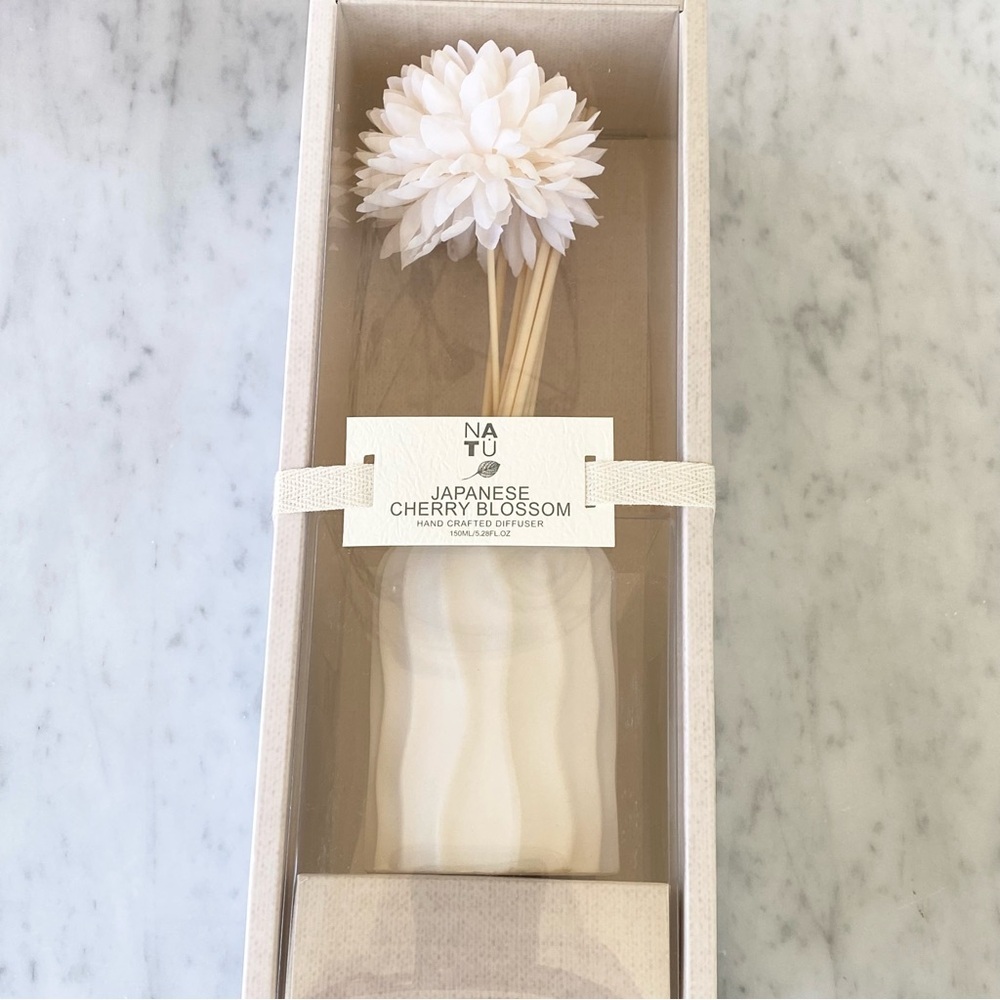 Japanese Cherry Blossom Reed Diffuser — White